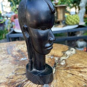 Sculpture carved iron wood 5x3” perfect condition